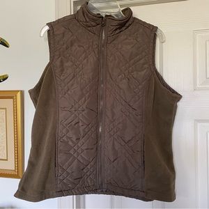 IZOD women’s XL vest